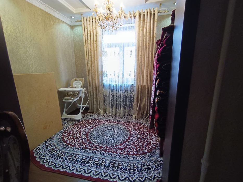 Продается 3х комнатная квартира  3хона уй сотилади