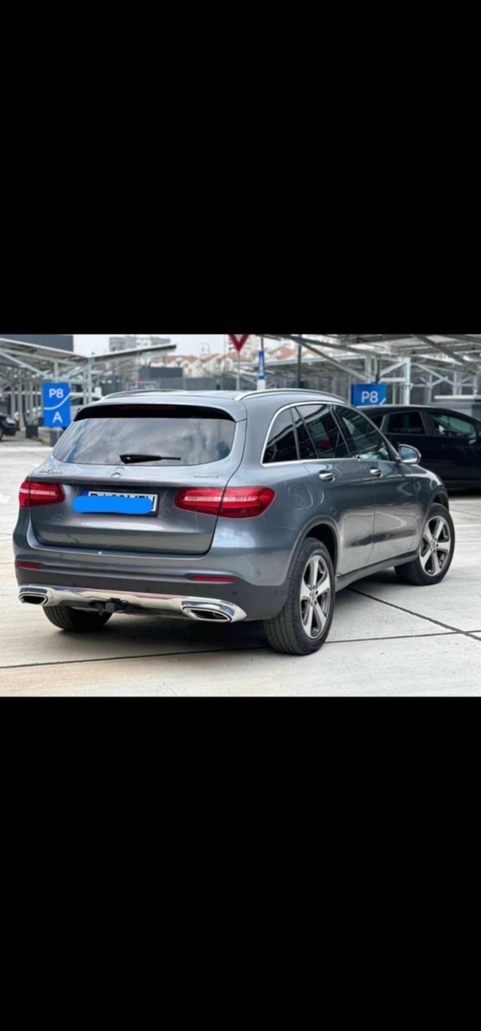 Vând Mercedes-Benz GLC300 4MATIC