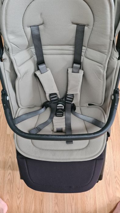 Carucior sport Joolz Aer+ Sage Green cu accesorii