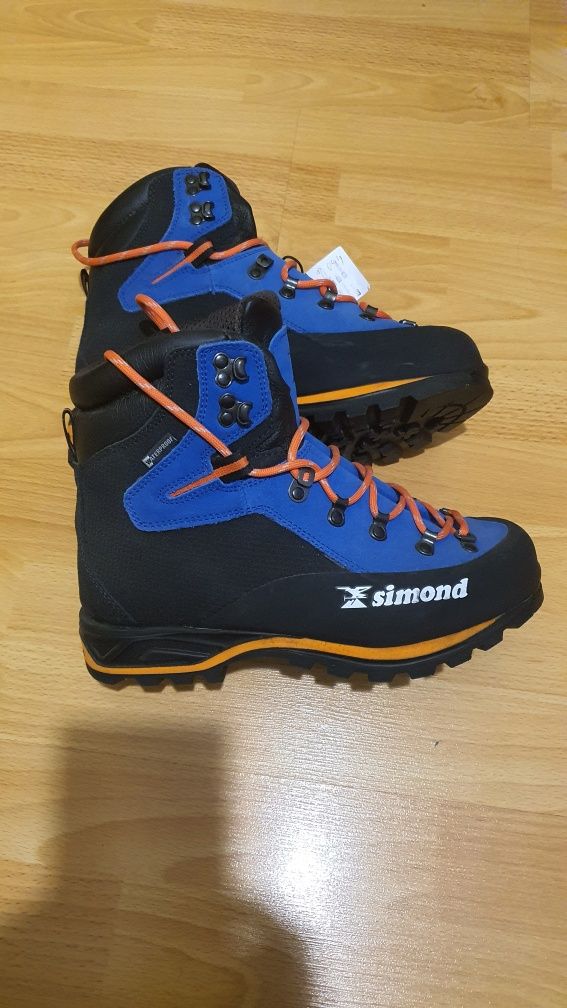 Ghete Bocanci alpinism Simond Decathlon mărime 41