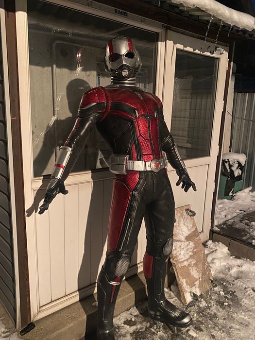 Продам человека муравья