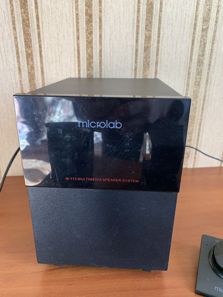 Колонка, сабуфер от Microlab