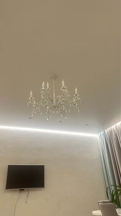 Люстра для гостинной