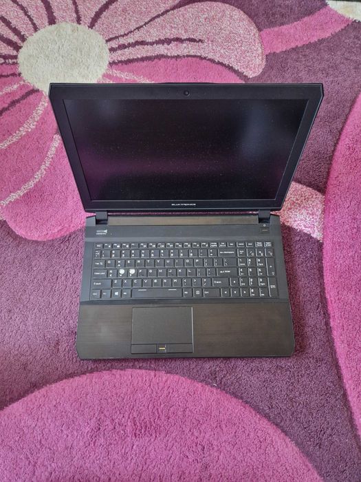 Eluktronics VR Ready Gaming Laptop ( Defect )
