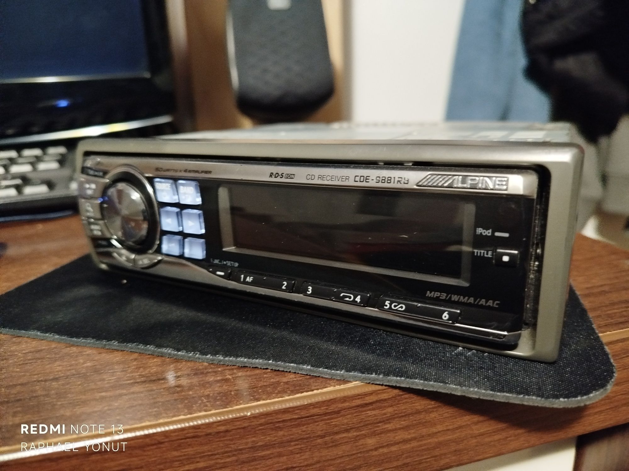 Cd player auto Alpine 9881rb nu Pioneer Kenwood Sony fără Bluetooth