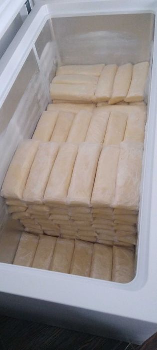 Branza burduf...gust deosebit..produsa in ferma  proprie..zona brasov