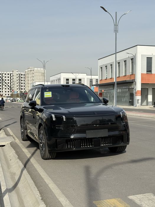Lynk & Co 900 2.0 T Ultra Full  sotuvda tayyor chegirma narxlarda
