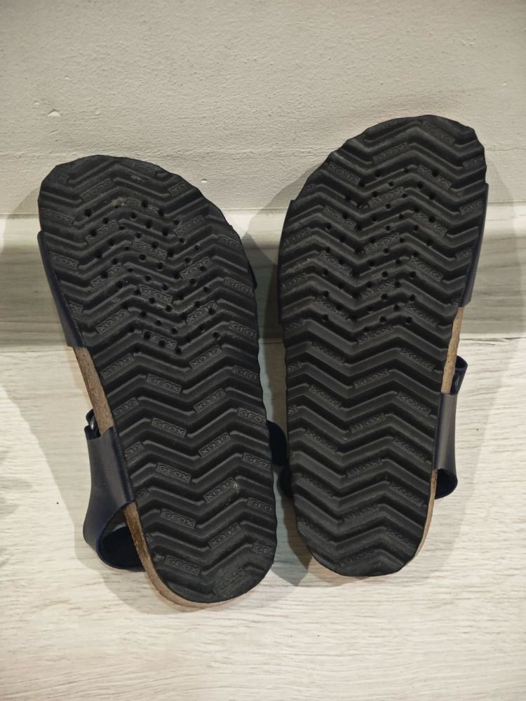 Детски сандали Geox
