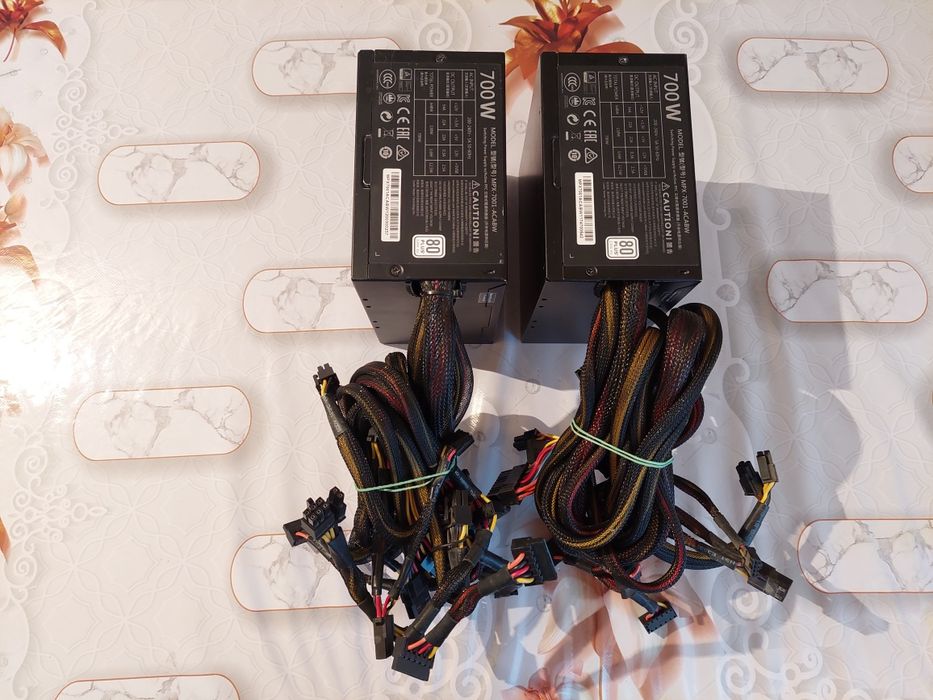 Продам Cooler master 700W
