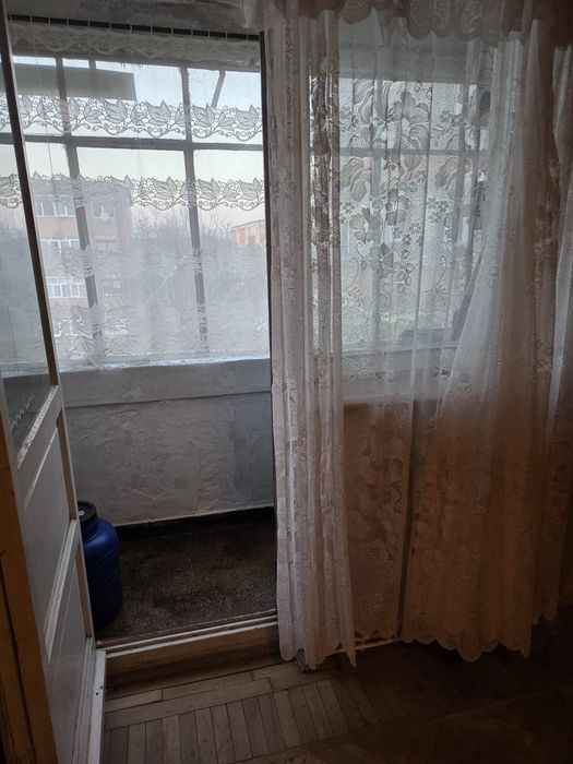 Apartament 3 camere, de vânzare