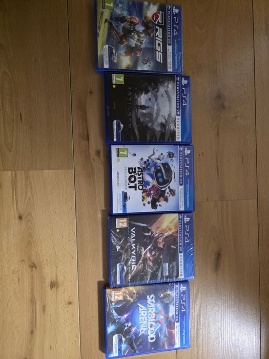 PS 4 ,2 joystick,cu camera si VR si manete VR,jocuri VR