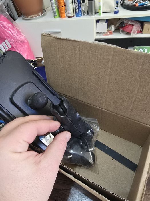 Suport telefon cu protecție anti sock