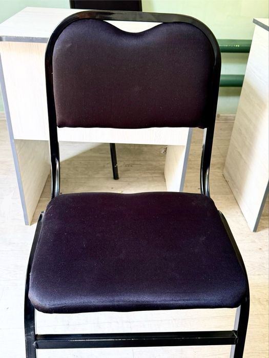 Partalar va stullar sotiladi