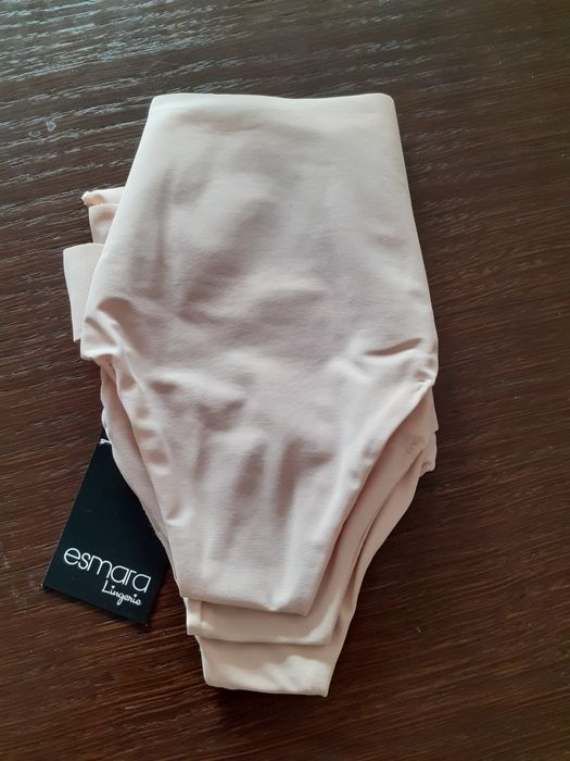 Дамски безшевни прашки