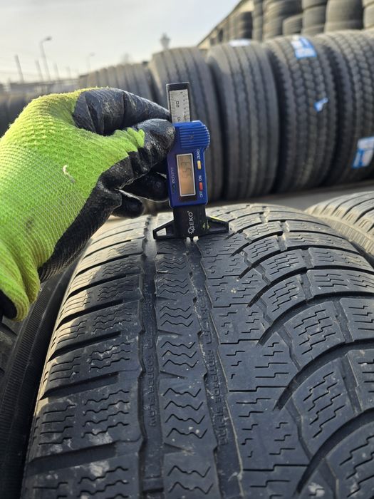 Anvelope de iarna 235-50r18 Nokian