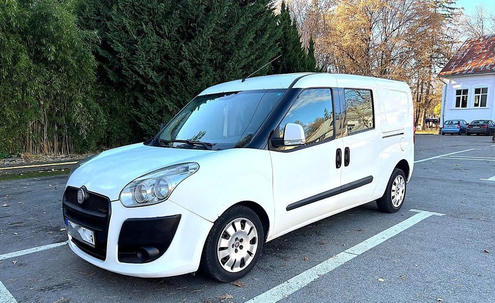 Fiat Doblo Fiat Doblo Max, autoutilitara 5 locuri1.6 JTD diesel an 2011