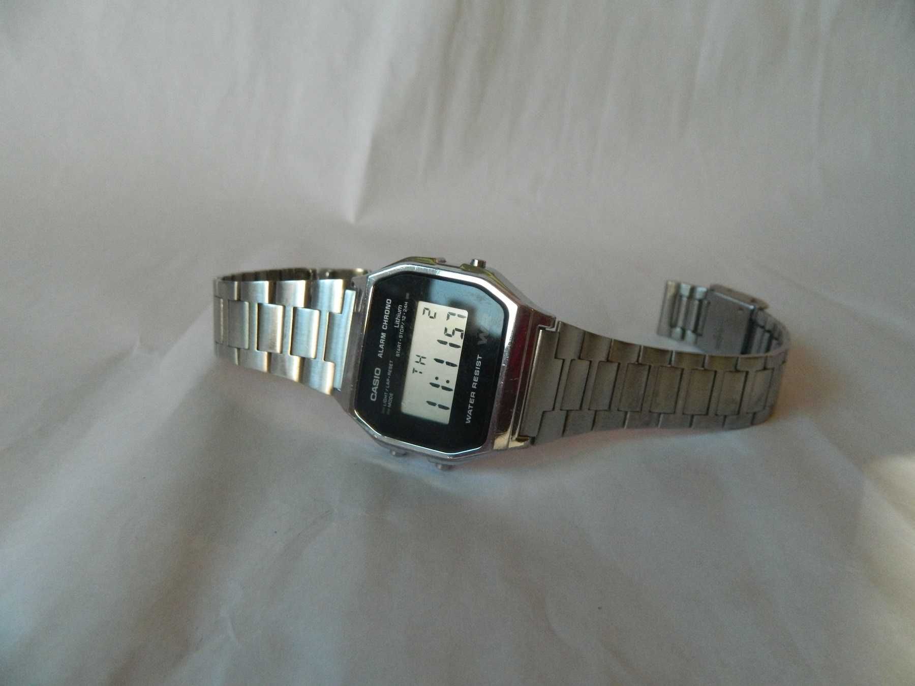 Ceas barbatesc CASIO retro , digital , cod c4