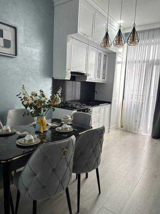 Сдается квартира на Алмазарском р-не Беруний