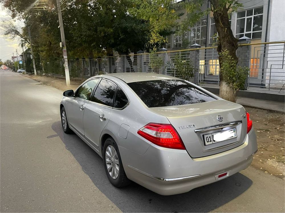 Nissan teana 2008
