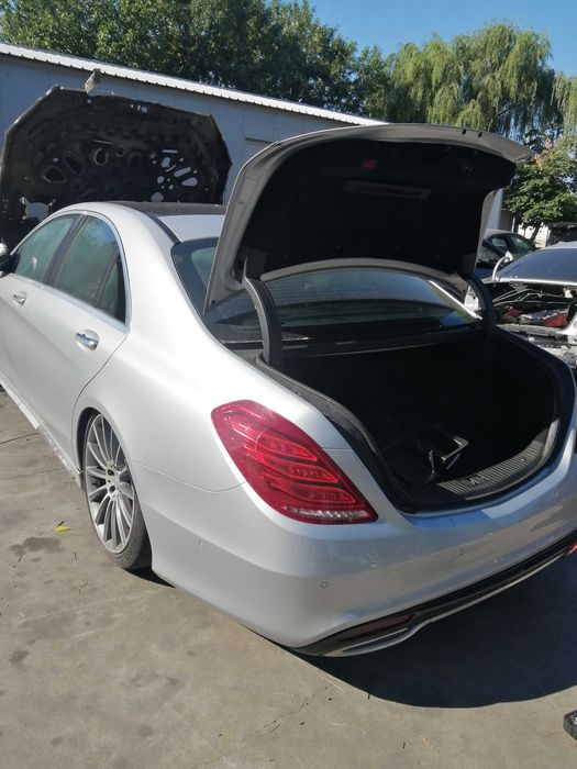 Dezmembram Mercedes S 350