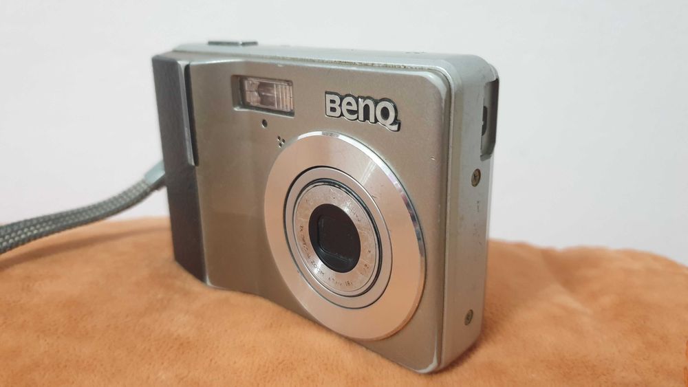 фотоапарат BenQ DC-C750