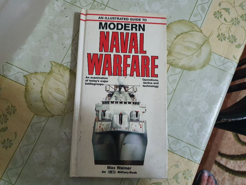 Антикварни книги за военните кораби по света