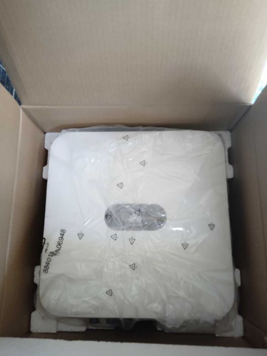 МРЕЖОВ ИНВЕРТОР 6KW HUAWEI SUN2000-6KTL-L1  - 2 бр  чисто нови