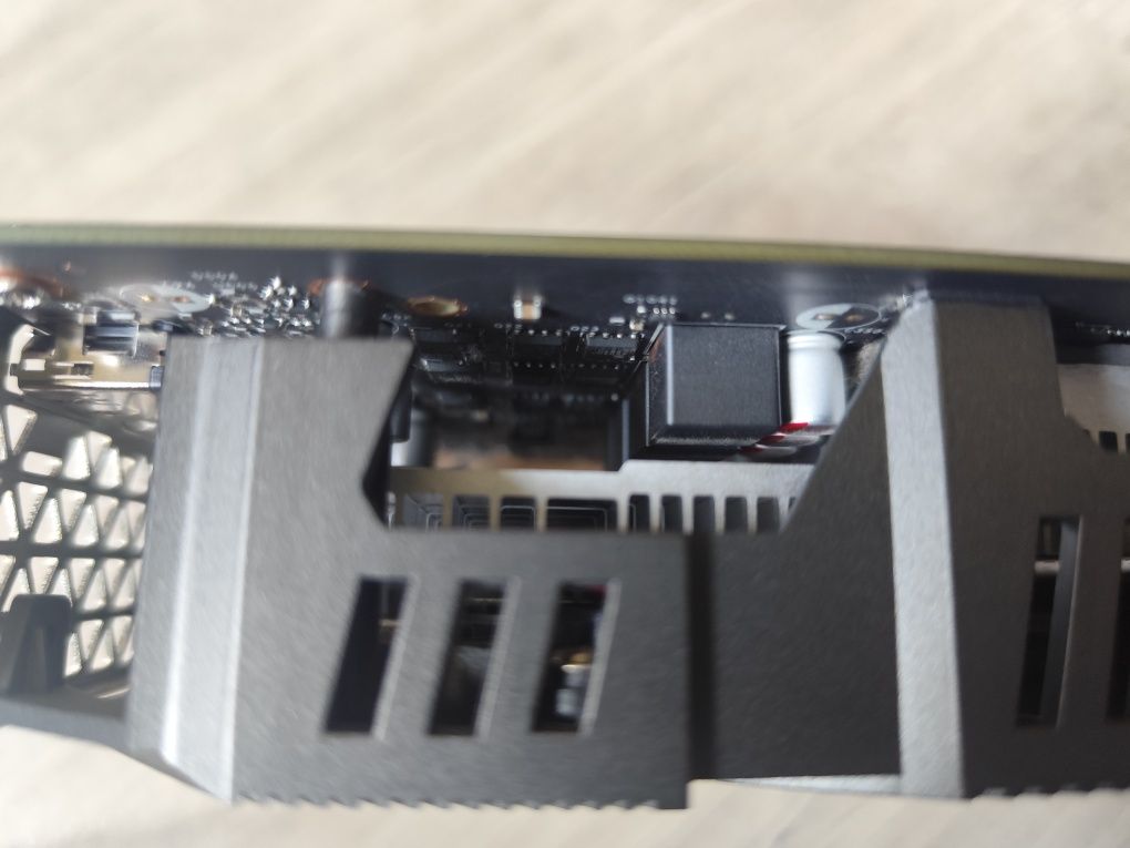 Видео карта GTX1650 4GB