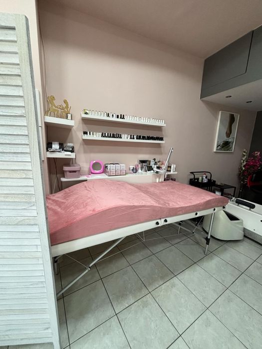 Козметично легло и стол