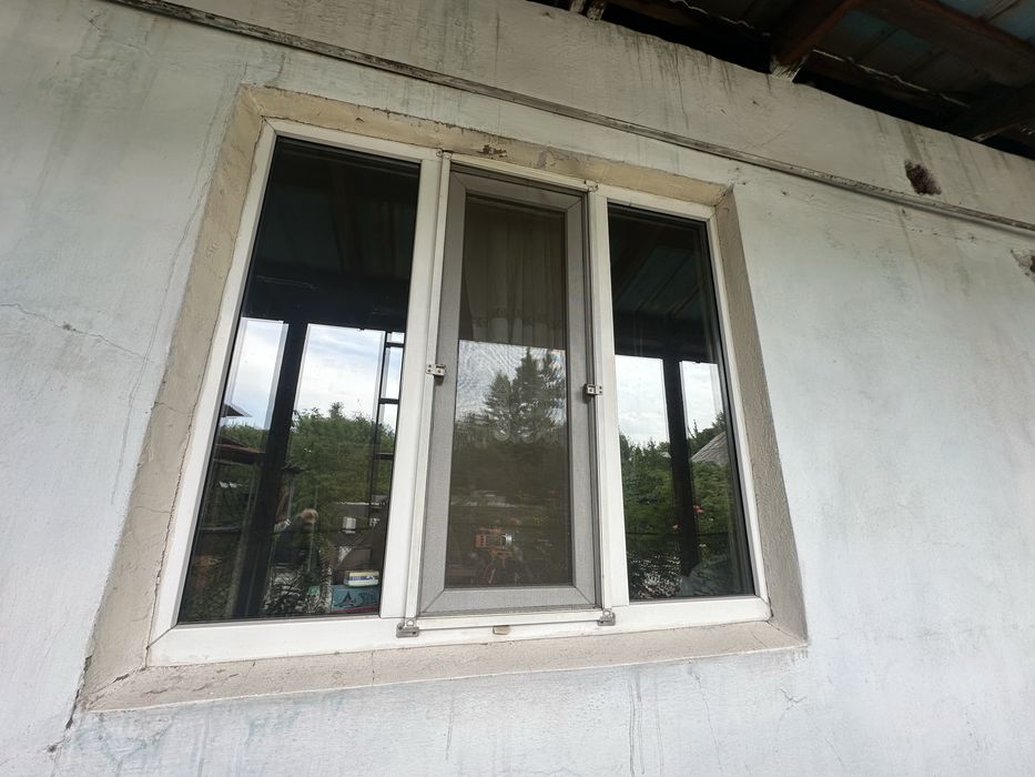 Продам окно 3х створчитое
