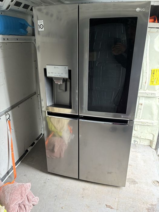 Frigider Lg side by side