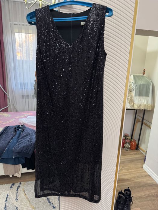 Продается платья