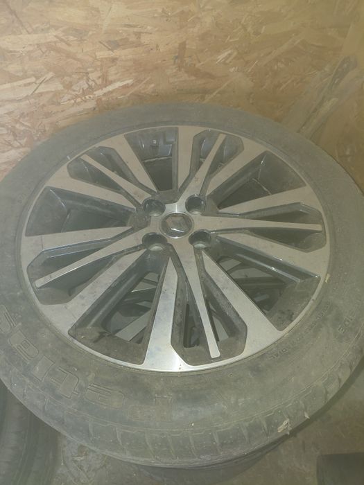 Vând 4 jante originale de renault captur, renault kadjar, megan IV,