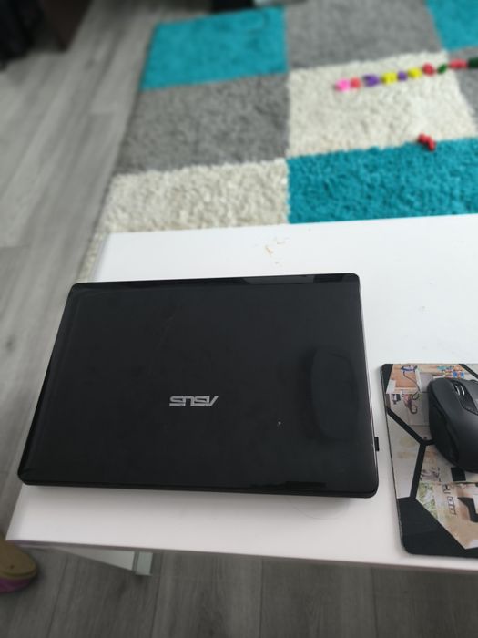 Vând Laptop Asus