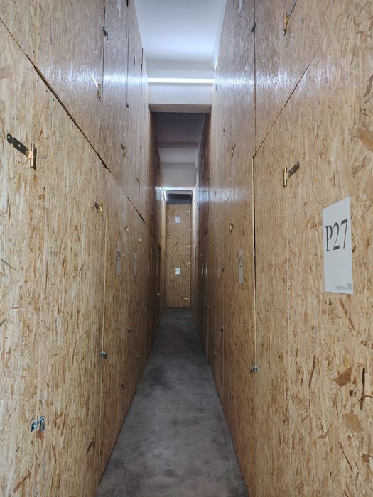 Boxe depozitare de închiriat spatii depozitare depozitare storage