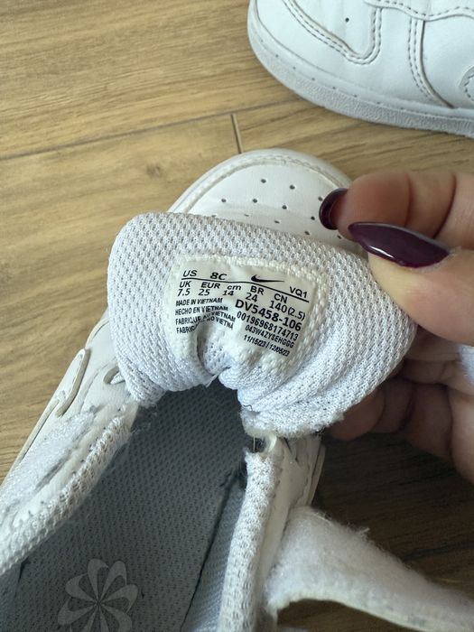 Маратонки Nike бели