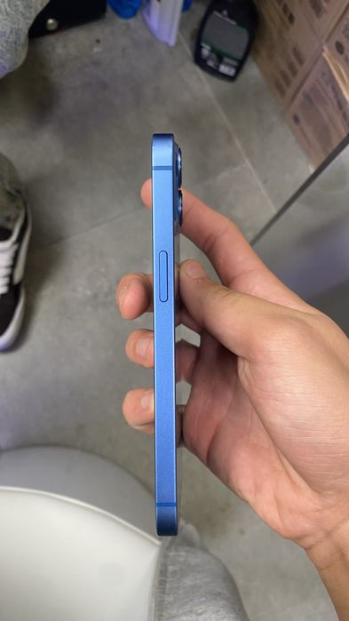 Айфон 13 продам