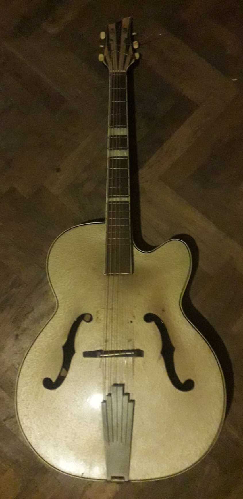 Chitara Huttle Rolyford Archtop Hollowbody