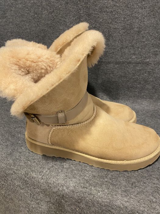 UGG dama in stare exceptionala