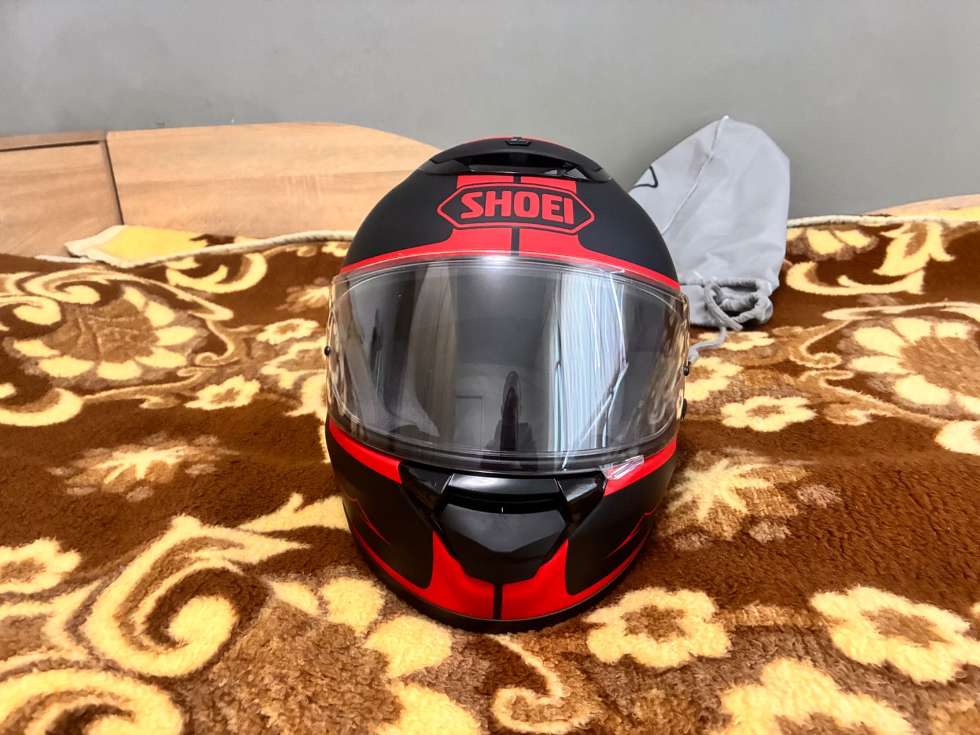 мото каска shoei qwest