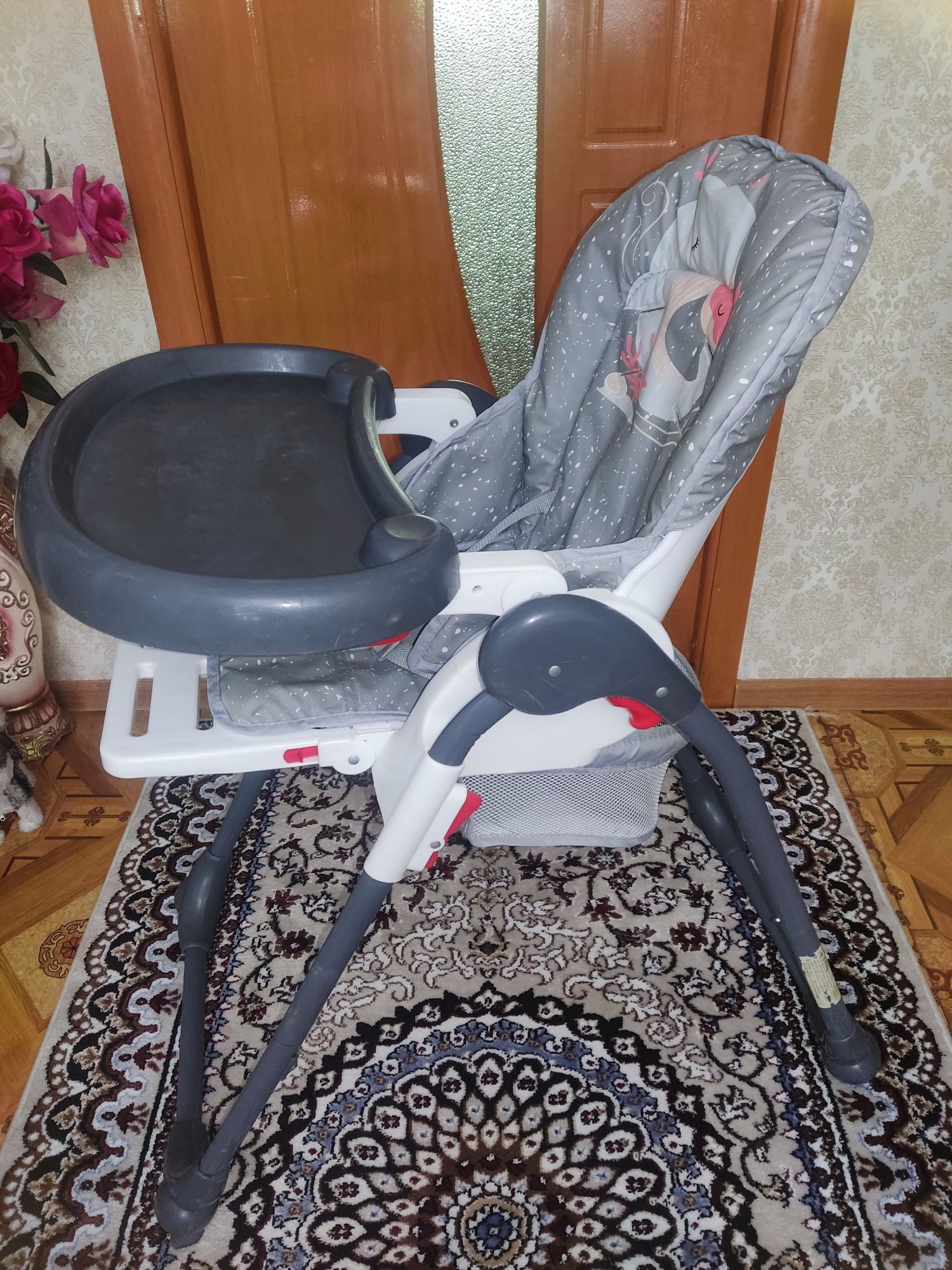 Стульчик для кормления! Срочно!