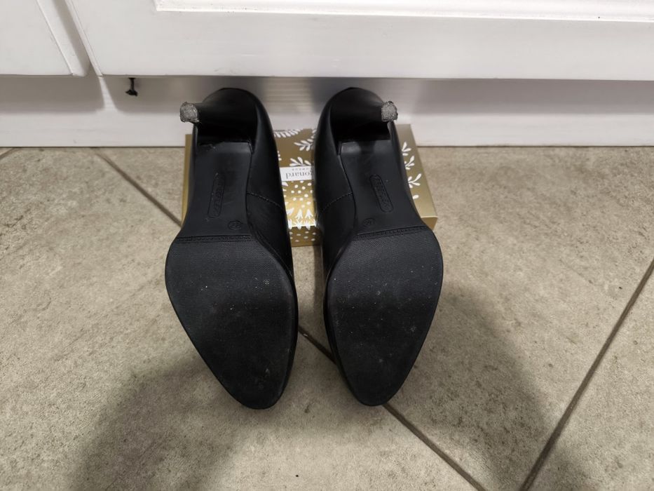 Pantofi negri din piele, Carmens,mărimea 37