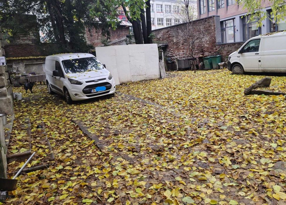 vand garsoniera in vila cu teren curte de 400mp Langa Intercontinental