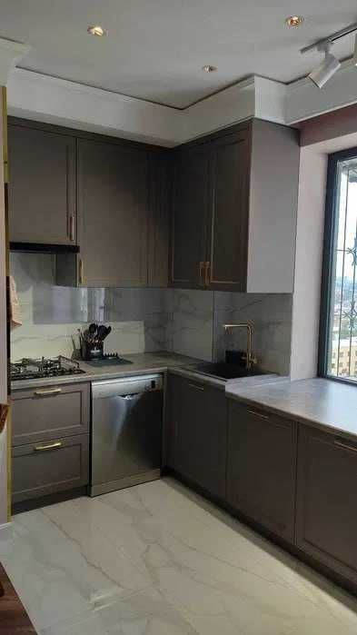 СРОЧНО! СРОЧНО! Продаю квартиру 3/8/10. Юнусабад/Новостройка Р: 29839