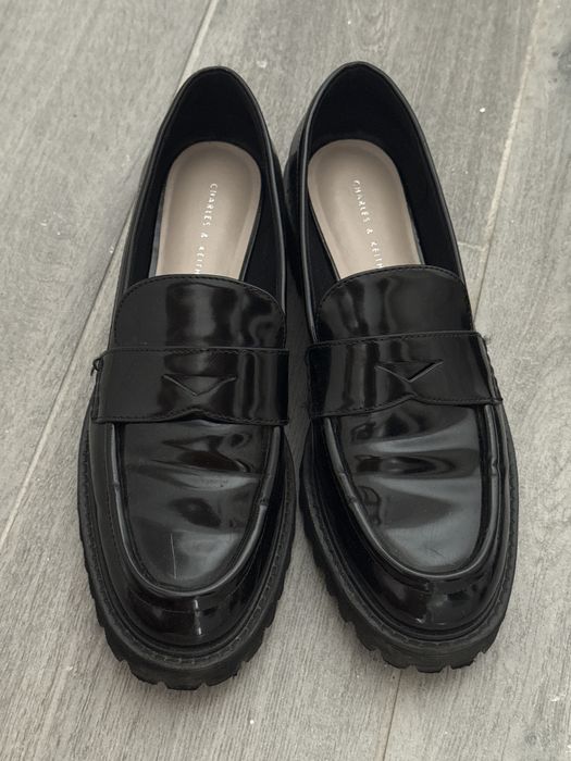 Лоферы "Charles & Keith"