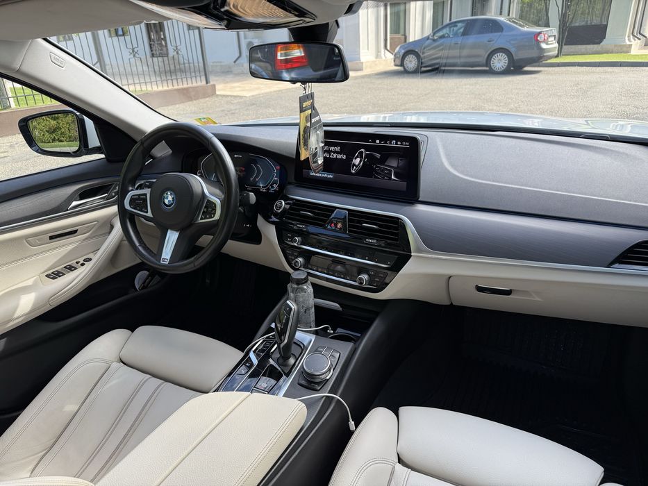 BMW G30 545e XDrive 394 cp 2023 RAR efectuat