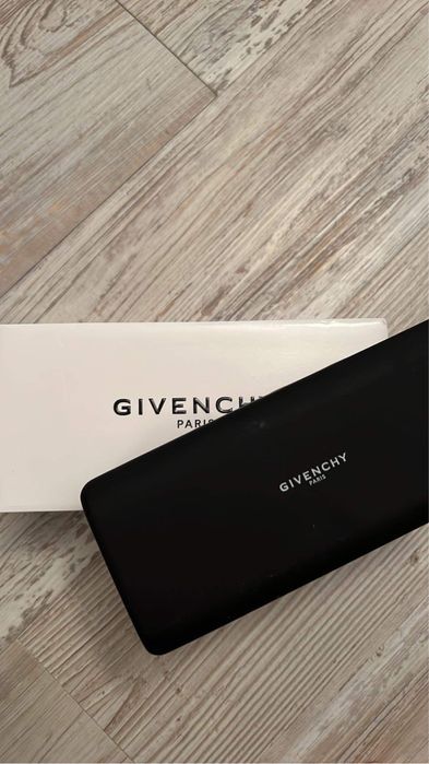 Очила Givenchy