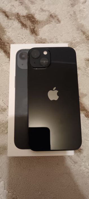 Продаю айфон 13 минусов нету