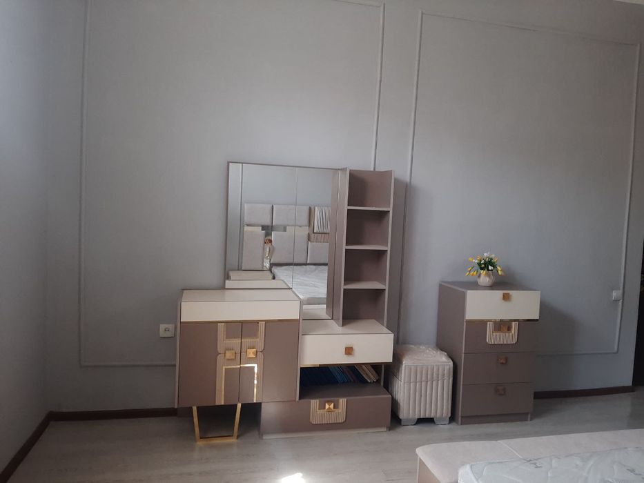 Продается участок 6 соток, 4-х комнатная с хорошим ремонтом