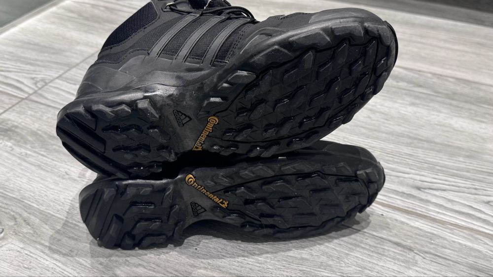 Adidas Terrex swift- gore tex impermeabile. Ghete trekking